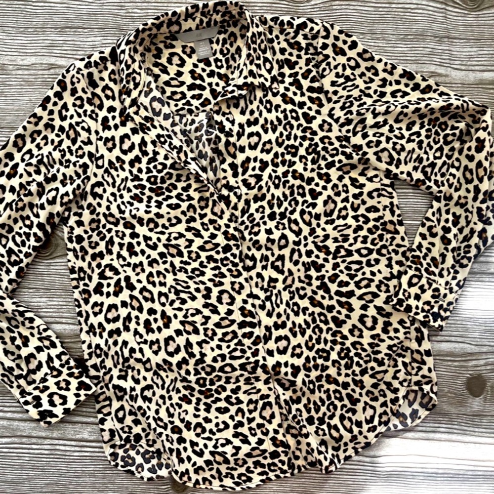 H&M Button Down Printed Shirt - NWOT